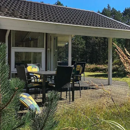 10 Person Holiday In Lb K Vakantiehuis